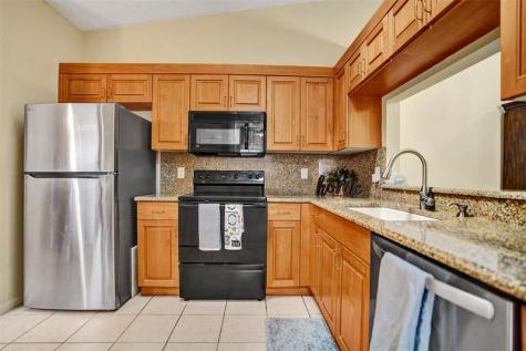 31 Sausalito Drive Boynton Beach FL 33436