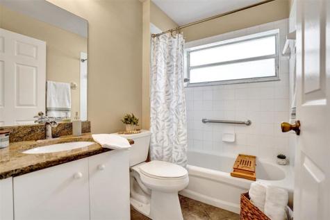 31 Sausalito Drive Boynton Beach FL 33436