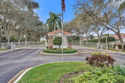 31 Sausalito Drive Boynton Beach FL 33436