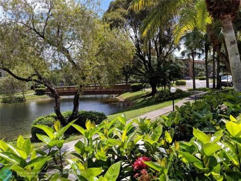 6095 N Sabal Palm Boulevard Tamarac FL 33319
