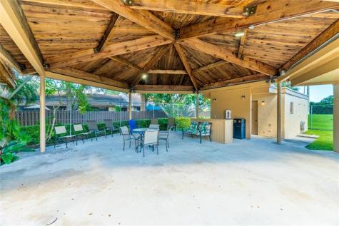 1424 NW 97th Terrace Hollywood FL 33024