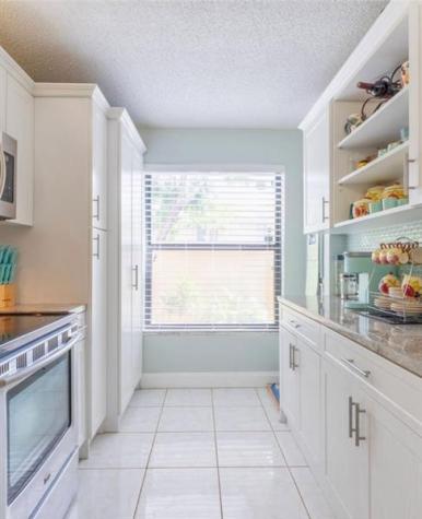 1424 NW 97th Terrace Hollywood FL 33024
