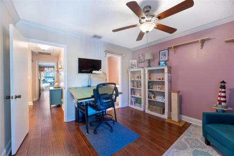 1424 NW 97th Terrace Hollywood FL 33024
