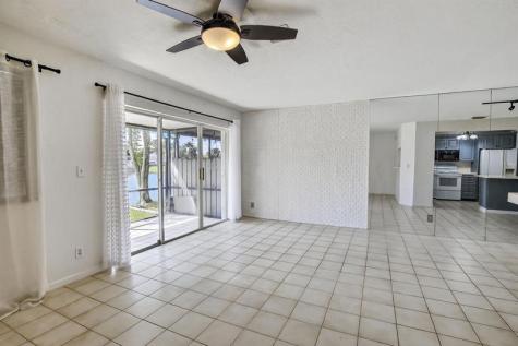 2050 Discovery Circle Deerfield Beach FL 33442