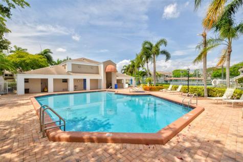 2050 Discovery Circle Deerfield Beach FL 33442