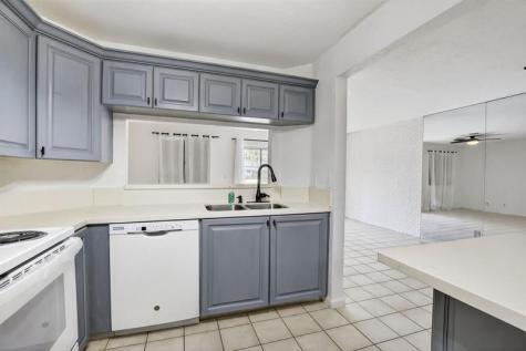 2050 Discovery Circle Deerfield Beach FL 33442