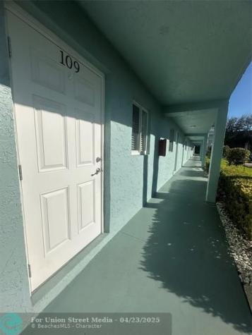 606 SW Natura Boulevard Deerfield Beach FL 33441