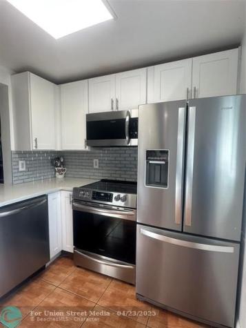 606 SW Natura Boulevard Deerfield Beach FL 33441