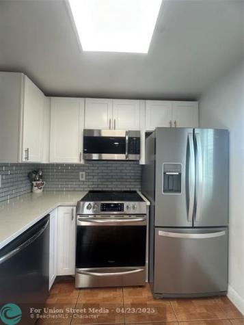 606 SW Natura Boulevard Deerfield Beach FL 33441