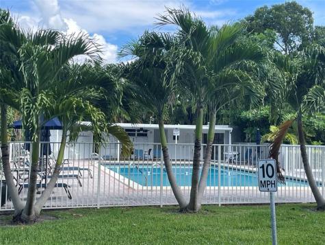 1440 SE 10th Avenue Fort Lauderdale FL 33316