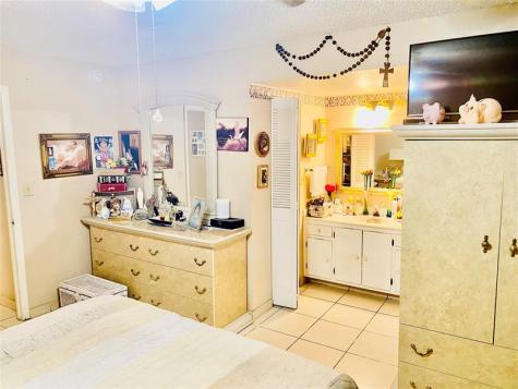 7850 W Mcnab Road Tamarac FL 33321