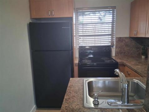 3212 NE 7th Place Pompano Beach FL 33062