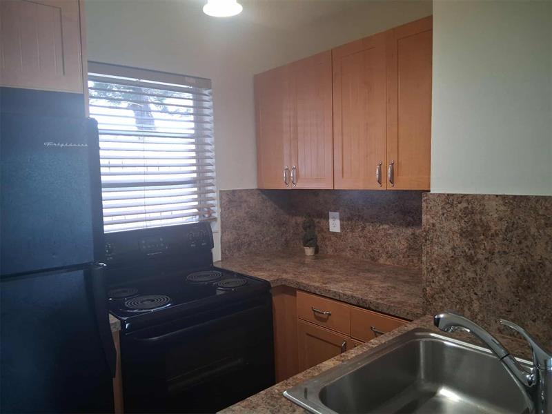 3212 NE 7th Place Pompano Beach FL 33062