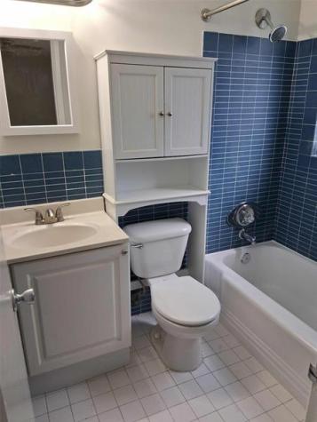 3212 NE 7th Place Pompano Beach FL 33062
