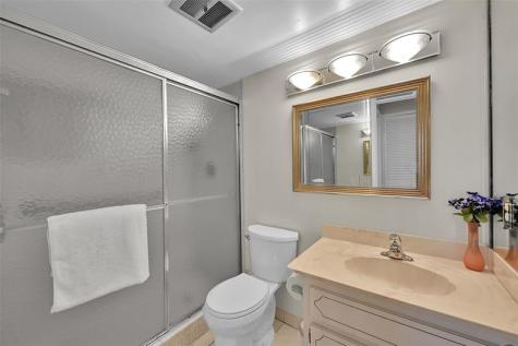 2350 NE 14th Street Causeway Pompano Beach FL 33062