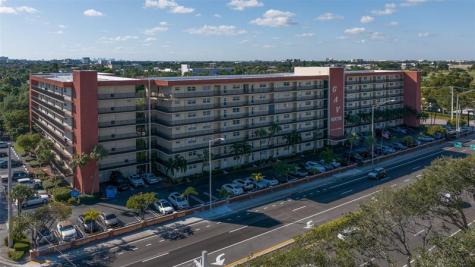 2350 NE 14th Street Causeway Pompano Beach FL 33062