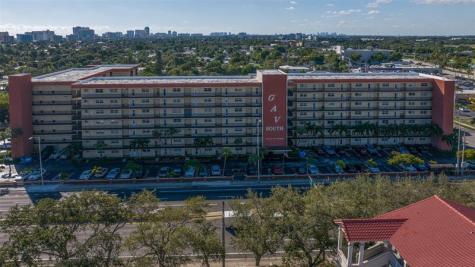 2350 NE 14th Street Causeway Pompano Beach FL 33062