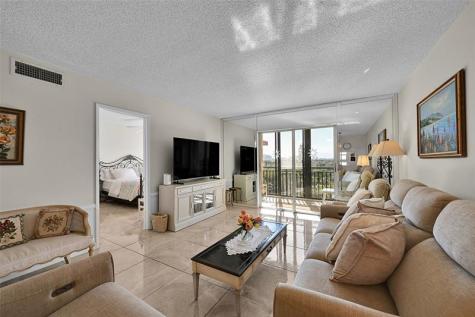 2350 NE 14th Street Causeway Pompano Beach FL 33062