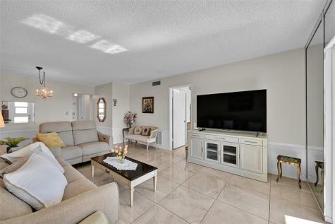 2350 NE 14th Street Causeway Pompano Beach FL 33062