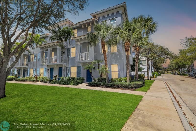 1218 Via Fatini Boynton Beach FL 33426