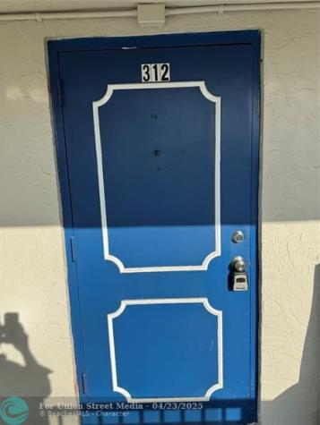 2960 Riverside Drive Coral Springs FL 33065