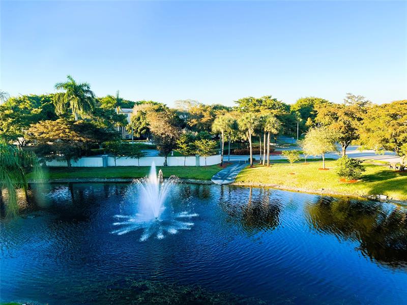 2501 Antigua Terrace Coconut Creek FL 33066