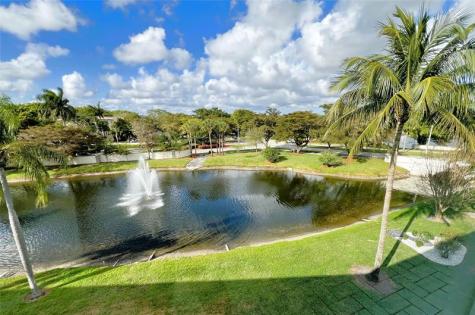 2501 Antigua Terrace Coconut Creek FL 33066