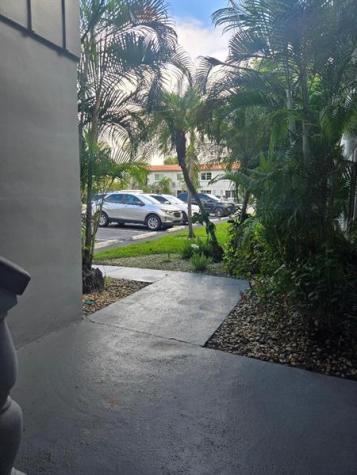 659 W Oakland Park Boulevard Oakland Park FL 33311