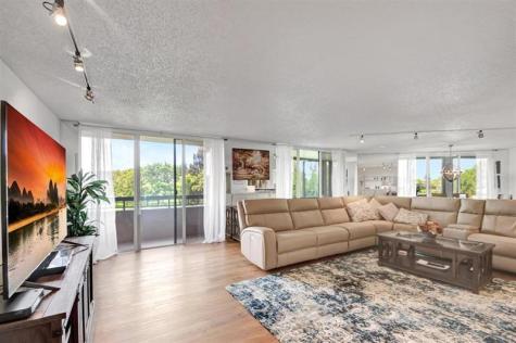 4770 Fountains Drive Lake Worth FL 33467