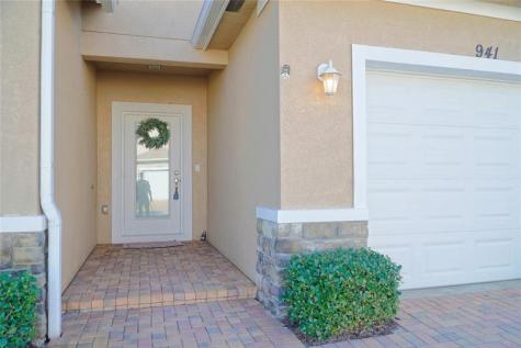 941 NE Trailside Run Port St Lucie FL 34983