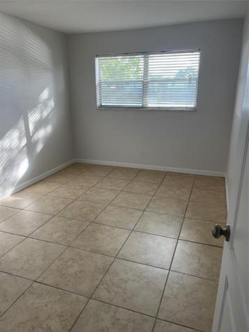4051 NE 13th Avenue Oakland Park FL 33334