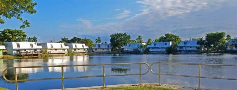 4051 NE 13th Avenue Oakland Park FL 33334