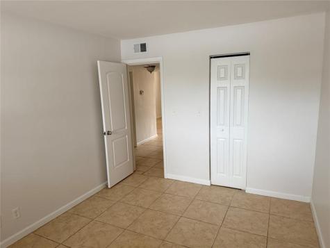 4051 NE 13th Avenue Oakland Park FL 33334