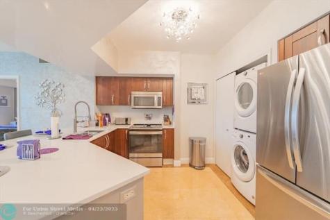 20000 E Country Club Drive Aventura FL 33180