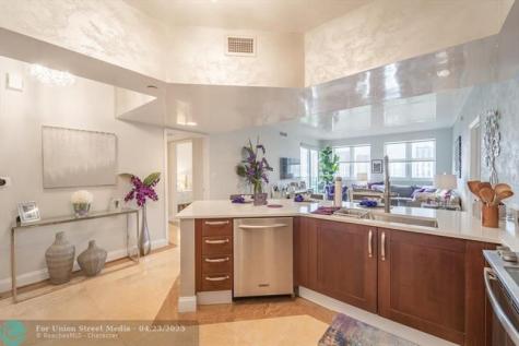 20000 E Country Club Drive Aventura FL 33180