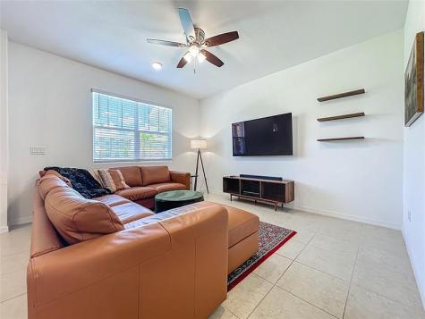 11785 Tidal Alley Orlando FL 32832