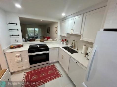 3060 Holiday Springs Boulevard Margate FL 33063