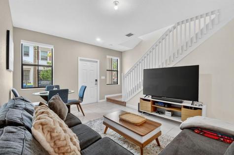 523 SW 19th Terrace Fort Lauderdale FL 33312