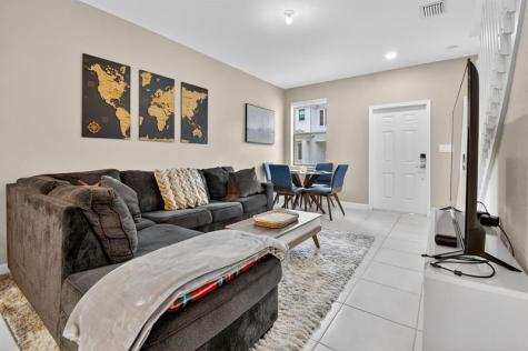 523 SW 19th Terrace Fort Lauderdale FL 33312