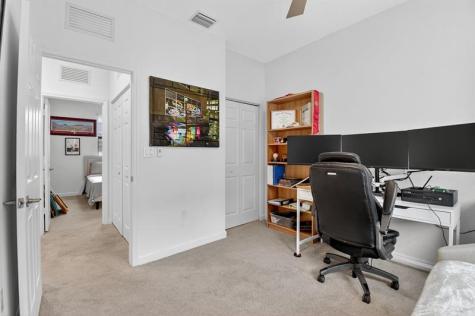 523 SW 19th Terrace Fort Lauderdale FL 33312