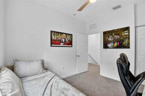 523 SW 19th Terrace Fort Lauderdale FL 33312
