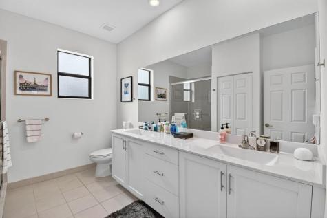 523 SW 19th Terrace Fort Lauderdale FL 33312