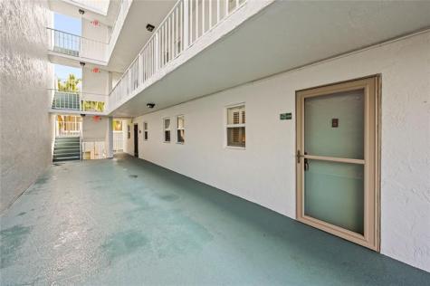 4629 E Poinciana Street Lauderdale By The Sea FL 33308