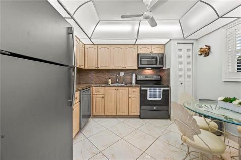 4629 E Poinciana Street Lauderdale By The Sea FL 33308