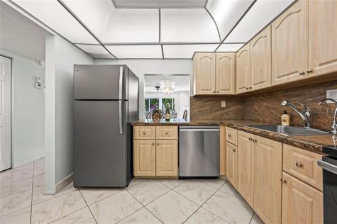 4629 E Poinciana Street Lauderdale By The Sea FL 33308