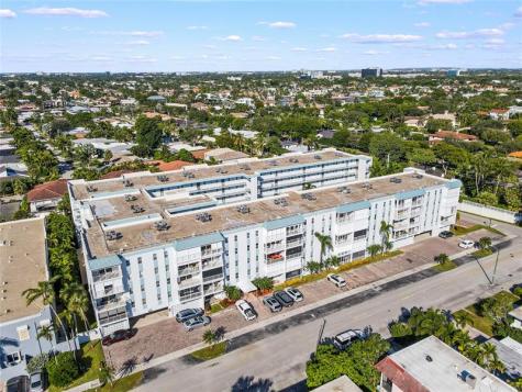 4629 E Poinciana Street Lauderdale By The Sea FL 33308