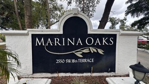 2550 SW 18th Terrace Fort Lauderdale FL 33315