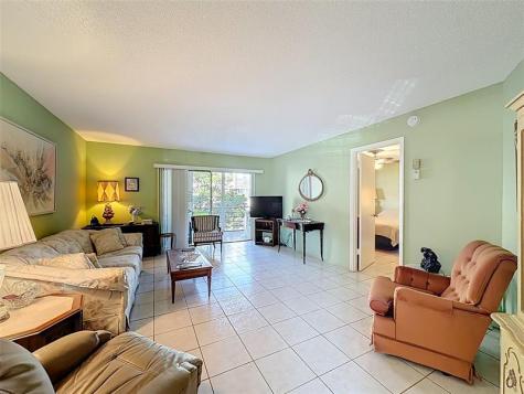 4211 NW 41st Street Lauderdale Lakes FL 33319