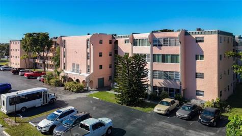 4211 NW 41st Street Lauderdale Lakes FL 33319