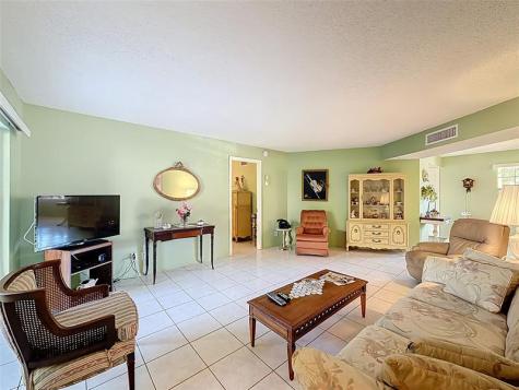 4211 NW 41st Street Lauderdale Lakes FL 33319